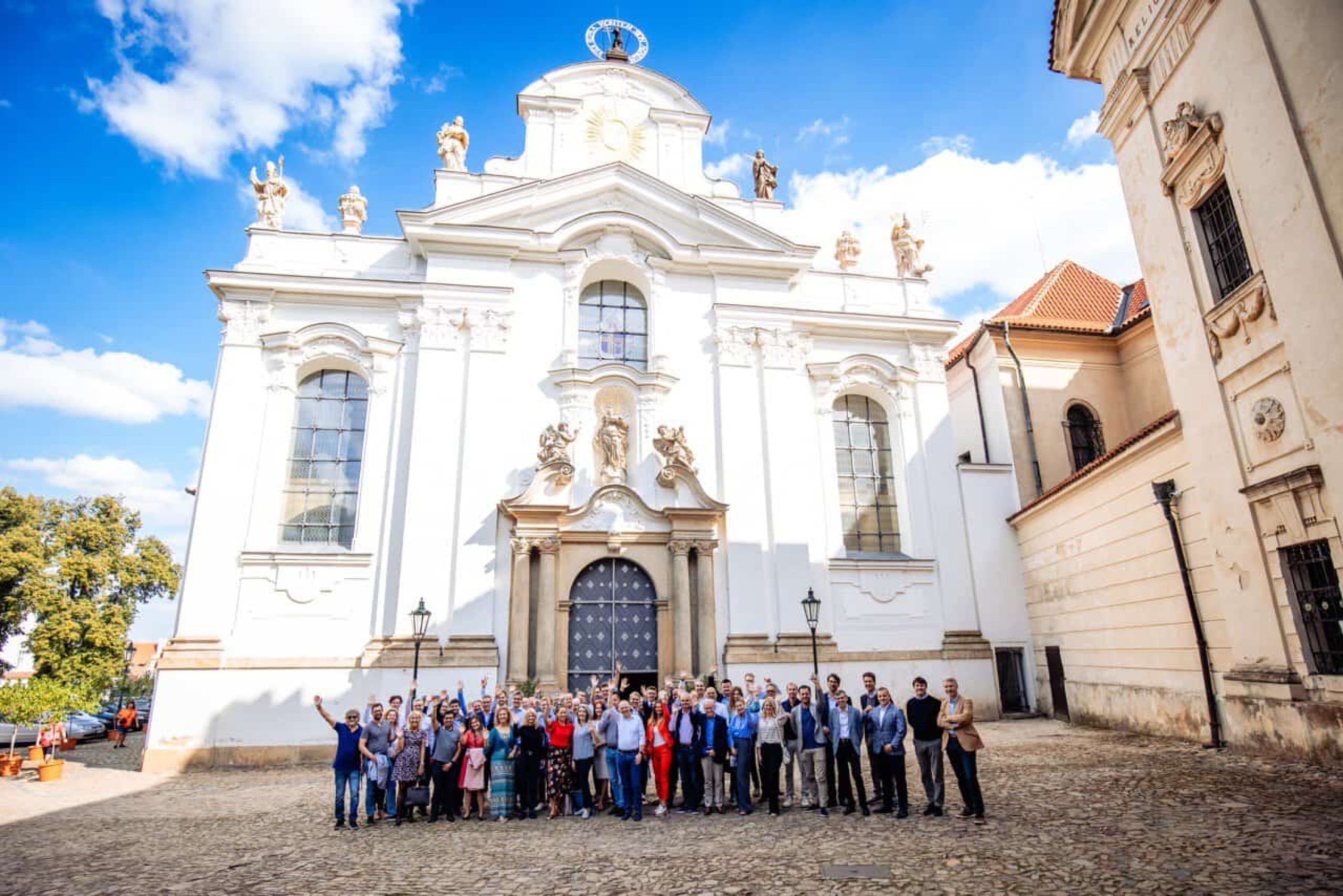 879103b4d409f3444579418204ff249ab9e829d1